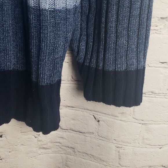 Blue and White Turtleneck Sweater - Picture 4 of 7